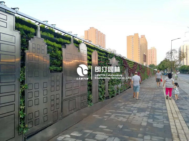 朗汀園林植物墻專用花盆打造西安城市“生態(tài)體”